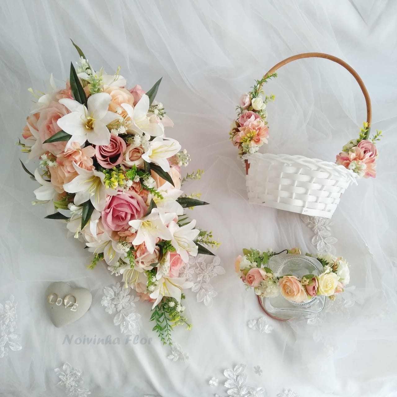 Kit Buquê Cascata, Coroa e Cesta Floral